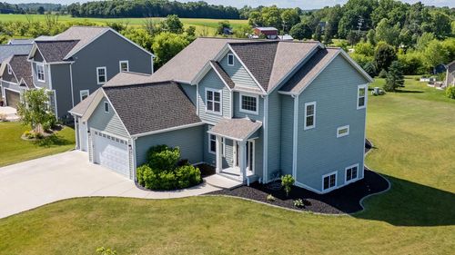 2872 Woodland Drive, Jackson, WI, 53037 | Card Image