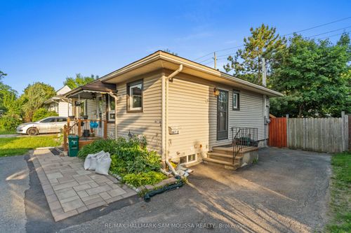 b-912 Smyth Rd, Ottawa, ON, K1G1P6 | Card Image