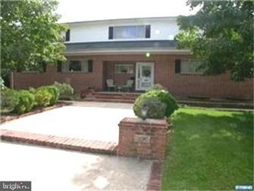 804 W 13th St, Historic New Castle, DE, 19720-4942 | Card Image