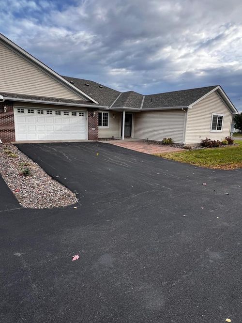 1315 Heritage Ln, Waite Park, MN, 56387-4510 | Card Image