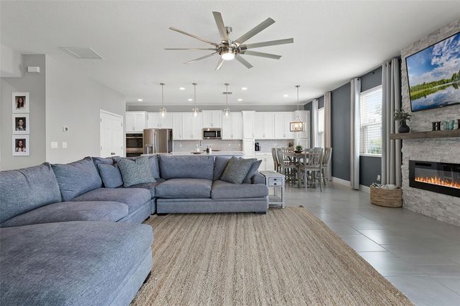 391 Cheeota Ct, House other with 5 bedrooms, 4 bathrooms and null parking in Minneola FL | Image 13