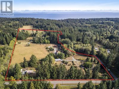 2184 Left Rd, House other with 4 bedrooms, 2 bathrooms and 10 parking in Courtenay BC | Image 1