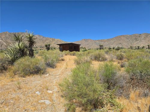 5 Apache, Morongo Valley, CA, 92256 | Card Image