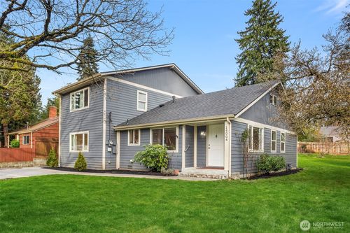 14004 17th Ave Ne, Seattle, WA, 98125-3209 | Card Image