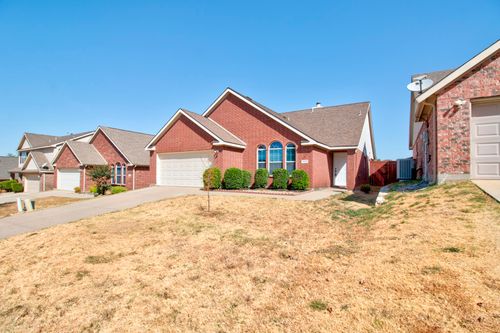 9001 Wild Rose Ln, Cross Roads, TX, 76227-2243 | Card Image