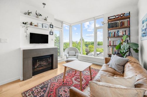 607-2528 Maple St, Vancouver, BC, V6J0B5 | Card Image