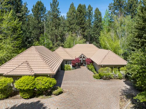 60645 Taos, Bend, OR, 97702 | Card Image