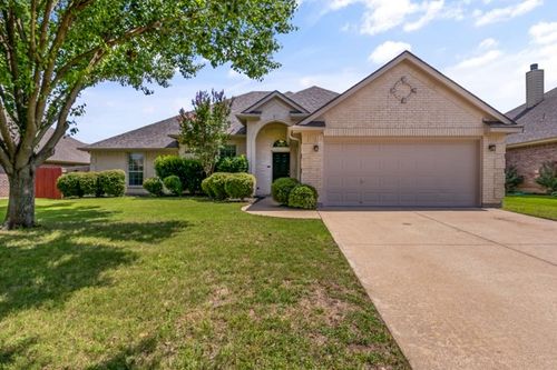 521 Willowview Dr, Saginaw, TX, 76179-0964 | Card Image