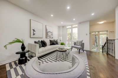 2009 - 12 Sudbury St, Condo with 2 bedrooms, 2 bathrooms and 2 parking in Toronto ON | Image 2