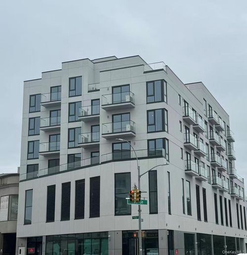 4a-150-02 Northern Blvd, Flushing, NY, 11354-3847 | Card Image