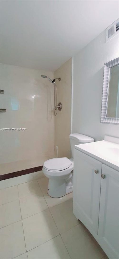 423-1251 108th St, Miami, FL, 33161-7345 | Card Image