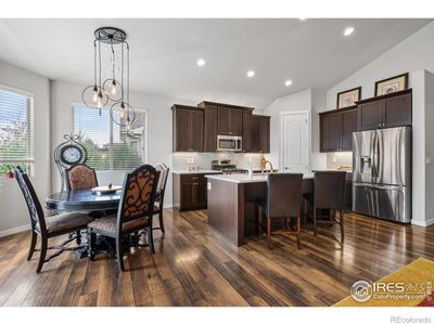 under & over kitchen cabinet lights, gas stove & oven, quartz counters, soft-close doors | Image 3