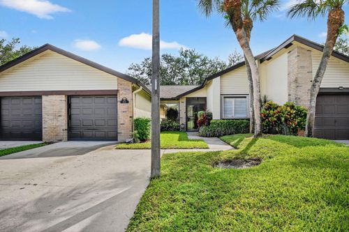 113 Ramblewood Cir, Royal Palm Beach, FL, 33411-2975 | Card Image