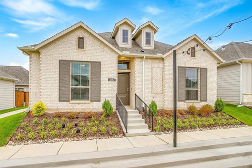 10434 Peonia St, Fort Worth, TX, 76126-4645 | Card Image