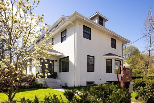122 Garfield St, Watertown, MA, 02472 | Card Image
