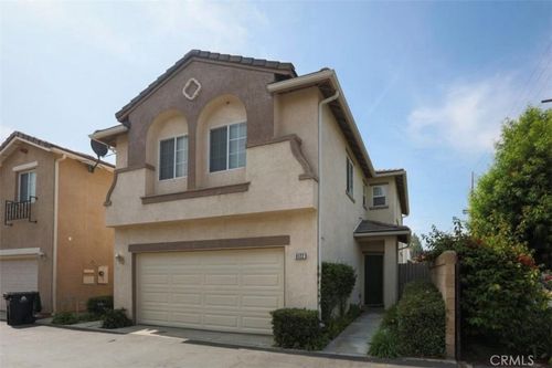 9122 Lemona Ave, North Hills, CA, 91343-5510 | Card Image