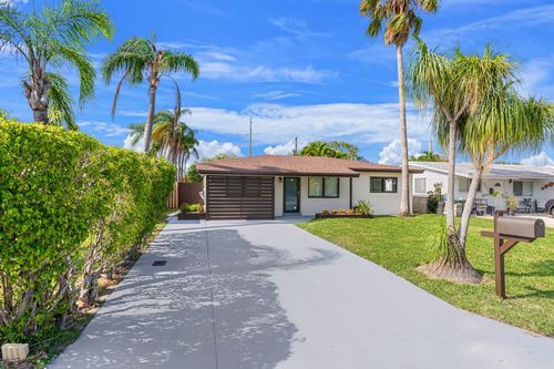 381 Ne 43rd Ct, Oakland Park, FL, 33334-1435 | Card Image