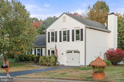 14551 Lock Dr, CENTREVILLE, VA, 20120-1349 | Card Image