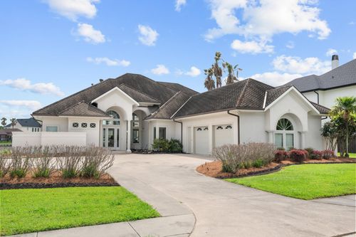 156 Northlake Dr, Thibodaux, LA, 70301-8078 | Card Image