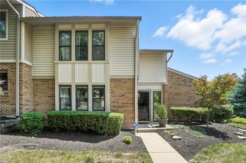 1 Boxwood Ct, Cincinnati, OH, 45246-2302 | Card Image