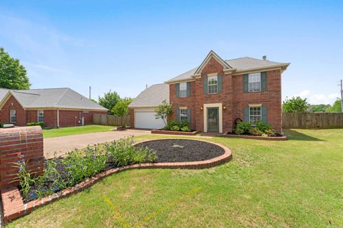 9741 Green Ridge Cv, Lakeland, TN, 38002-4715 | Card Image
