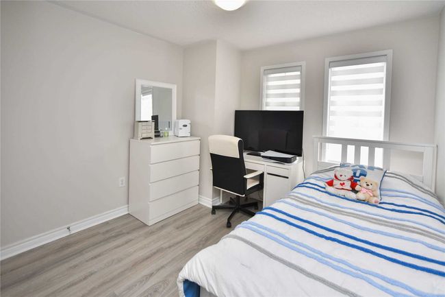 3231 Sharp Rd, House attached with 3 bedrooms, 4 bathrooms and 2 parking in Burlington ON | Image 25