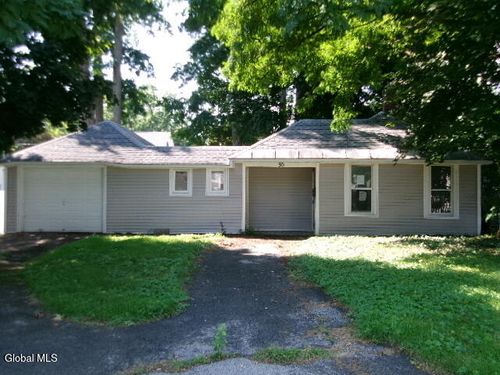 30 Irving Rd, Scotia, NY, 12302-2402 | Card Image