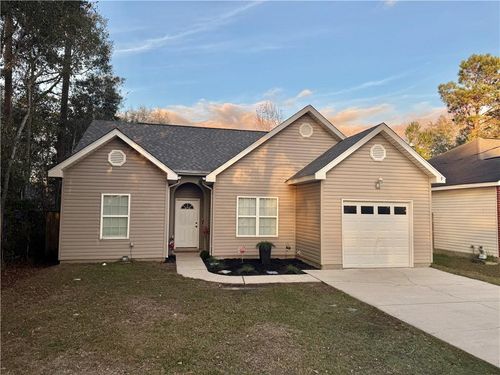 2116 Jay St, Slidell, LA, 70460-6650 | Card Image