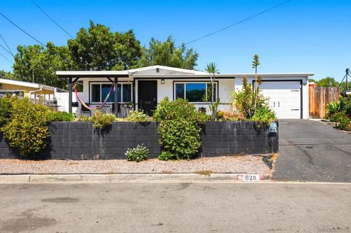 628 San Miguel St, Spring Valley, CA, 91977 | Card Image