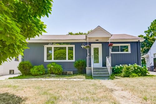 27 Horton Blvd, Scarborough, ON, M1J1K7 | Card Image