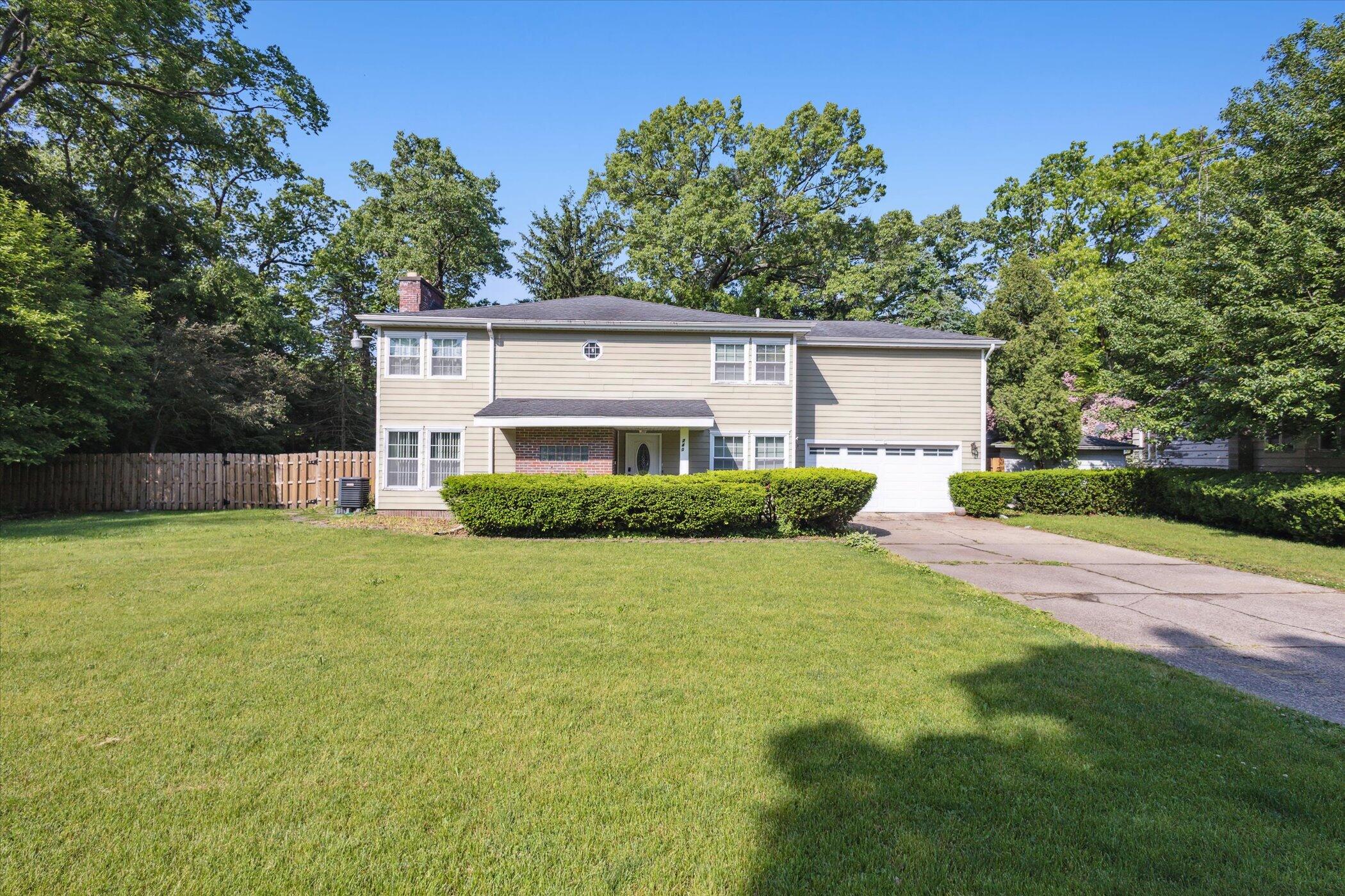 Windsor Rd, Benton Harbor, MI 49022