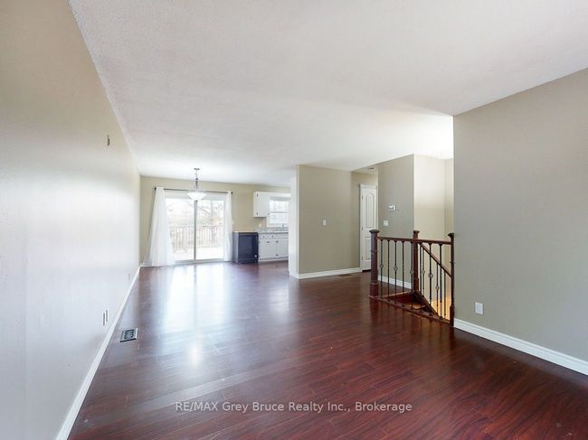 062706 Sunny Valley Rd, House other with 4 bedrooms, 2 bathrooms and 8 parking in Georgian Bluffs ON | Image 11