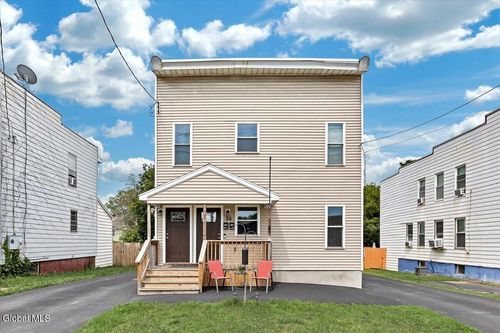 56 Cohoes Rd, Watervliet, NY, 12189-1830 | Card Image