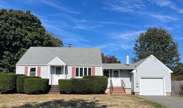 Crescent Rd, South Hamilton, MA 01982