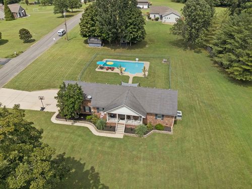 636 Vaughans Gap Rd, Spring Hill, TN, 37174-2582 | Card Image