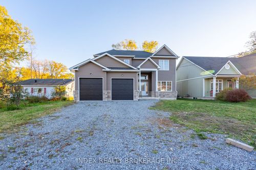 3109 Riselay Ave, Ridgeway, ON, L0S1N0 | Card Image