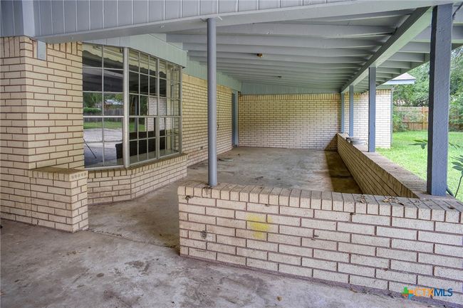 1705 Neuman St, House other with 4 bedrooms, 3 bathrooms and null parking in Gonzales TX | Image 32