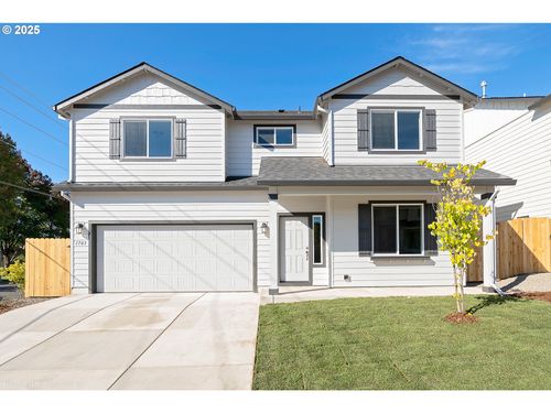 888 S 9th St, Harrisburg, OR, 97446-9589 | Card Image