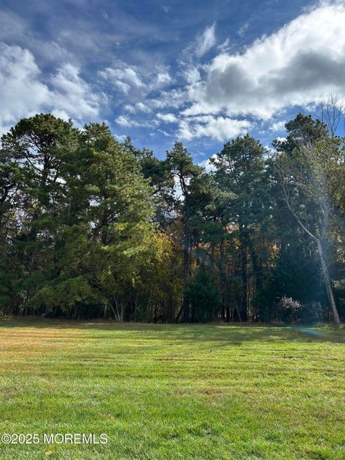 199 Cabrillo Blvd, Toms River, NJ, 08757-5913 | Card Image