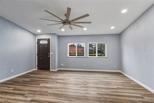 114 6th St W, Ryderwood, WA, 98581-9727 | Card Image