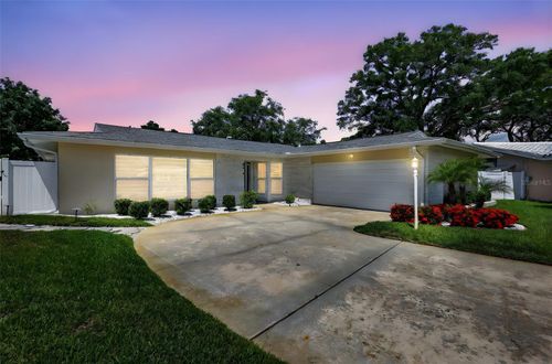 8414 Boulder Pl, TAMPA, FL, 33615-4912 | Card Image