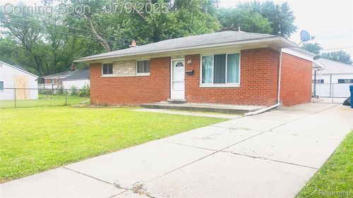 4224 Garrick Ave, Warren, MI, 48091-3462 | Card Image
