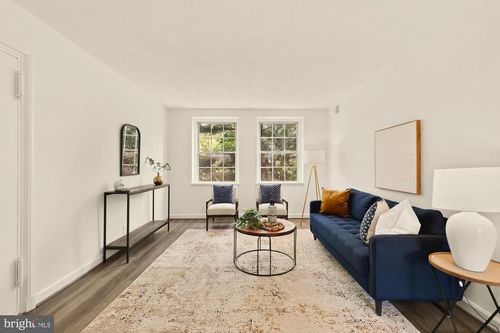 b1-4903 30th St S, ARLINGTON, VA, 22206-1414 | Card Image