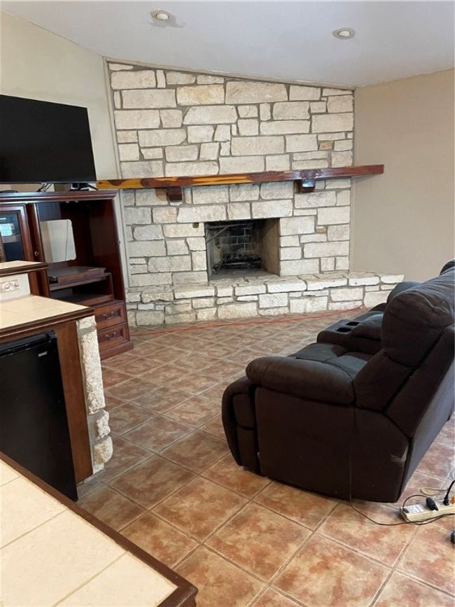 3150 N Highway 59, House other with 4 bedrooms, 2 bathrooms and null parking in Freer TX | Image 13