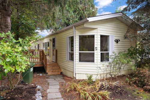 5-2741 Stautw Rd, Saanichton, BC, V8M2E9 | Card Image