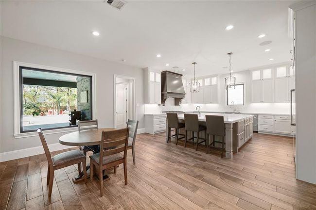 27415 Siandra Creek Ln, House other with 5 bedrooms, 5 bathrooms and 6 parking in Spring TX | Image 17