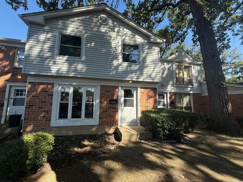 3023-3023 Jamestown Court, Streamwood, IL, 60107 | Card Image
