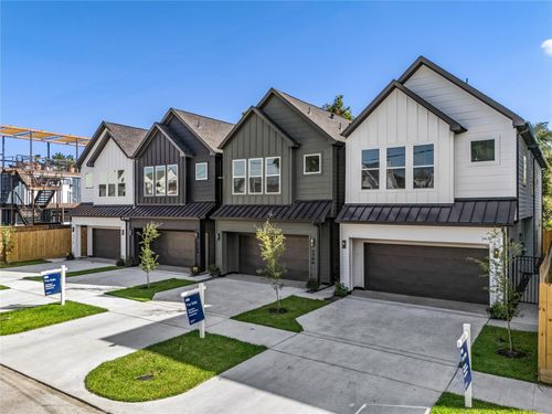 2706 Fox St, Houston, TX, 77003-1114 | Card Image