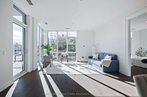 209-42 Mill St, Georgetown, ON, L7G0P9 | Card Image