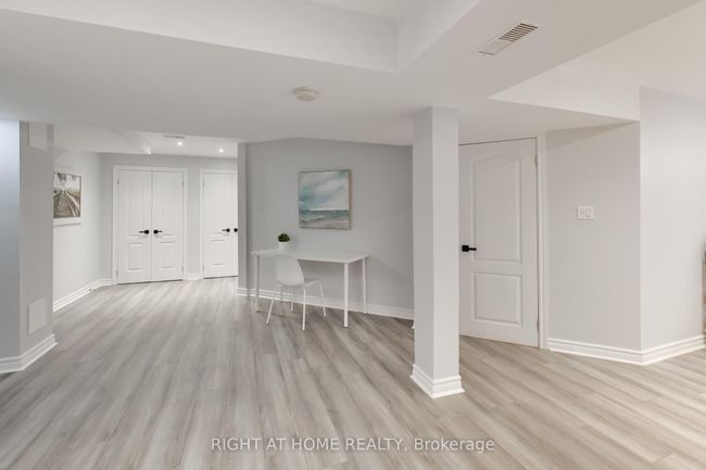 1112 Booth Ave, House other with 4 bedrooms, 4 bathrooms and 2 parking in Innisfil ON | Image 25